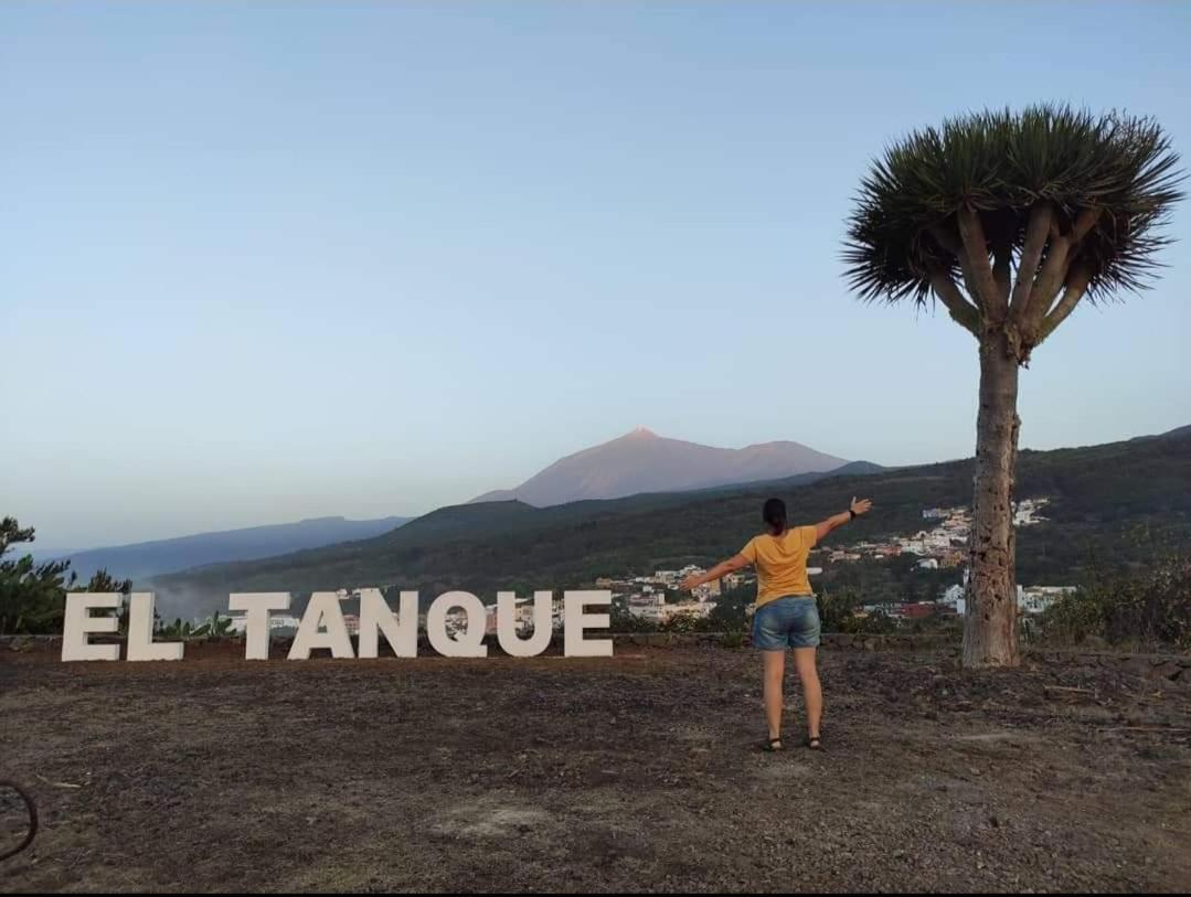 La Fortaleza Erjos-El Tanque Esterno foto