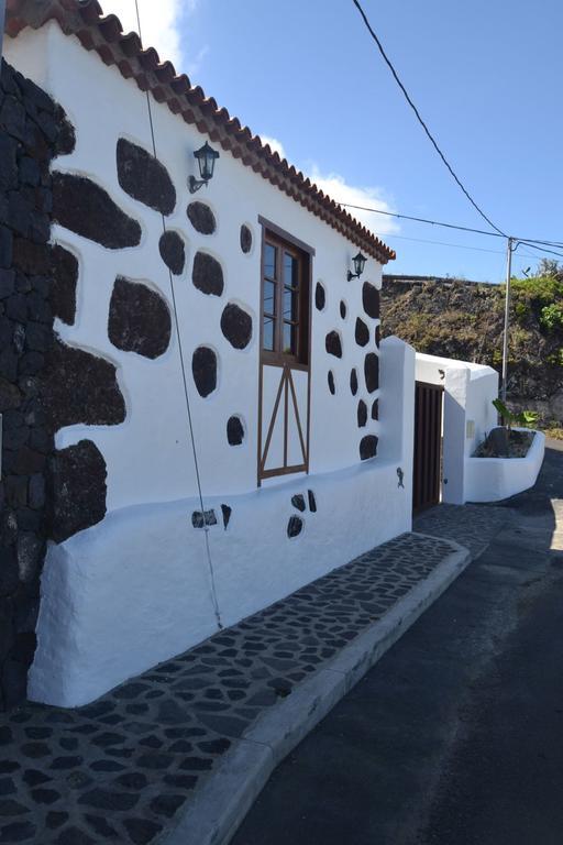 La Fortaleza Erjos-El Tanque Esterno foto