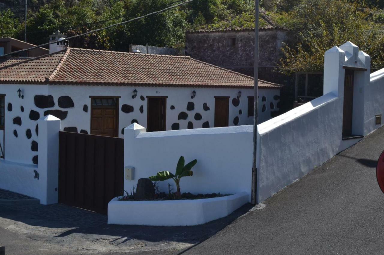 La Fortaleza Erjos-El Tanque Esterno foto